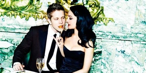 Matt Czuchry and Archie Panjabi on "The Good Wife" | Image: Pinterest