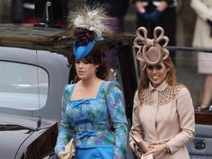 Princess Eugenie and Princess Beatrice at Kate Middleton's wedding | Image: Pinterest