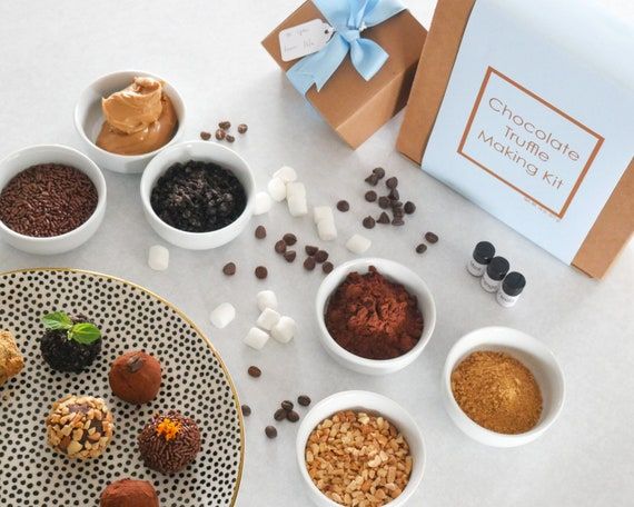 Make your own chocolate truffle kit | Image: Pinterest