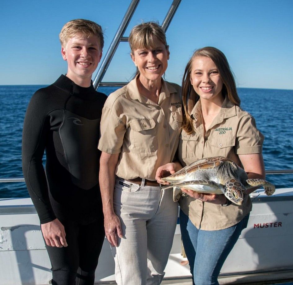 Bindi, Robert and Terri Irwin | Image: Pinterest