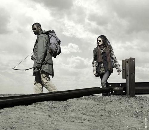 Denzel Washington and Mila Kunis in a scene from "The Book of Eli" | Image: Pinterest