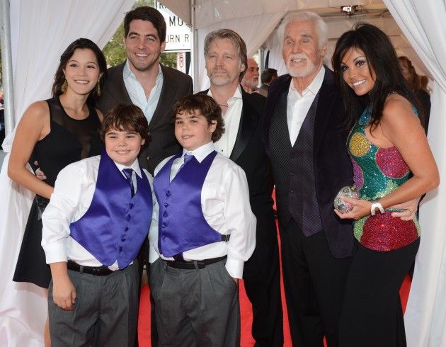 Kenny Rogers' children, Carole Lynne, Kenny Jr., Christopher Cody and the twins, Justin and Jordan | Image: Pinterest