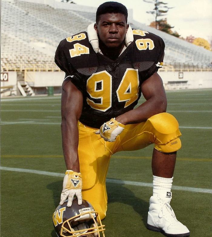 Young Terry Crews as an NFL player | Image: Pinterest