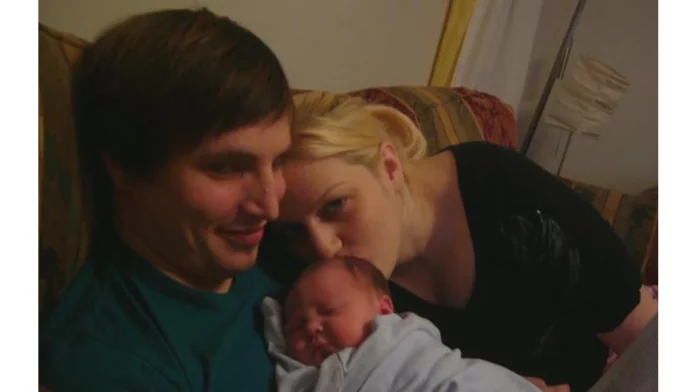 Leslie, Mike, and baby Alyssa