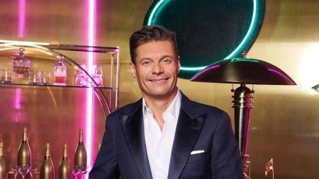 Ryan Seacrest, Gay?