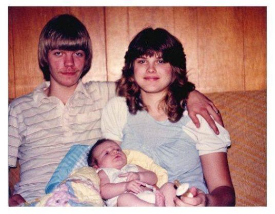 A picture of Billy Wayne Smith with his late ex-wife and son