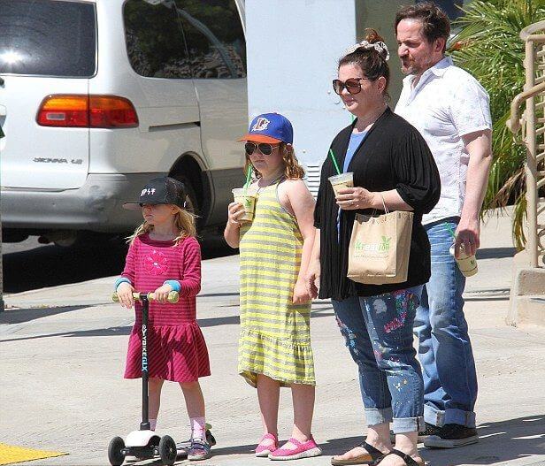 Melissa McCarthy with her family