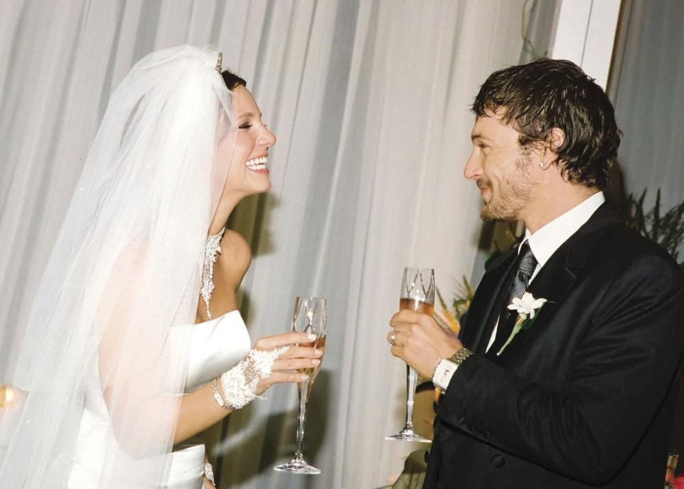 Britney Spears and Kevin Federline on their wedding day 