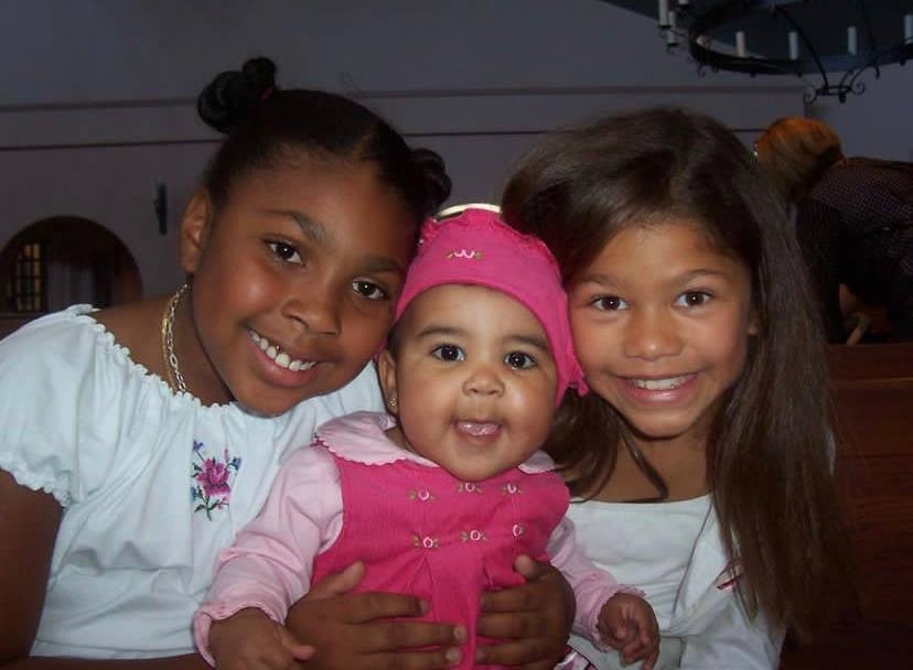katianna and her sisters