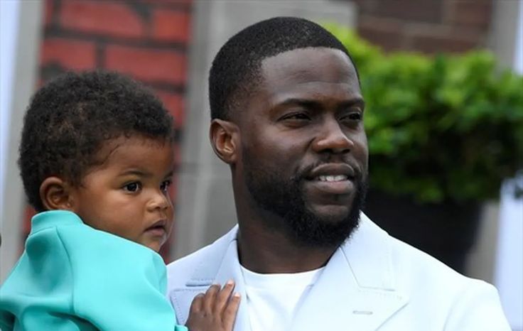 Kevin Hart with his son Kenzo 