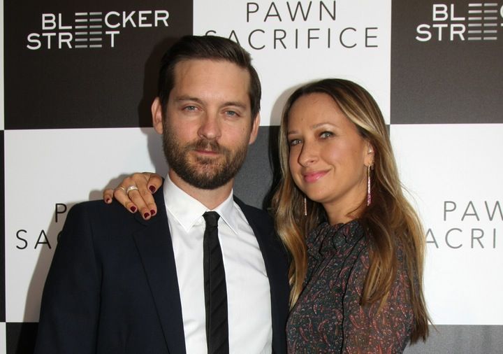 Tobey Maguire and his former wife on the red carpet 