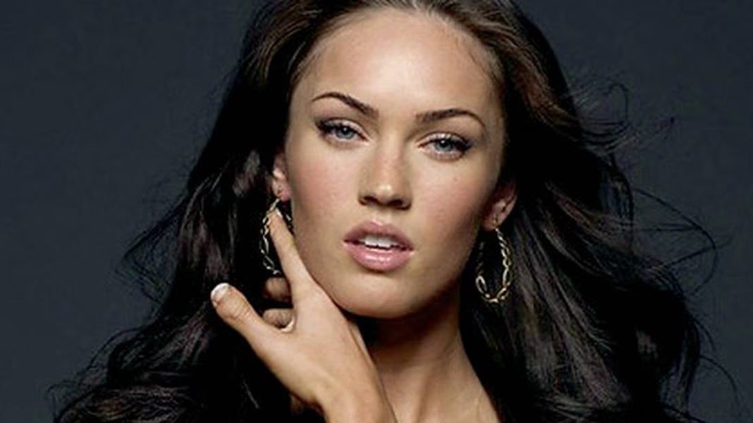 Megan Fox’s Thumbs Meet The Actress With Brachydactyly GistFest