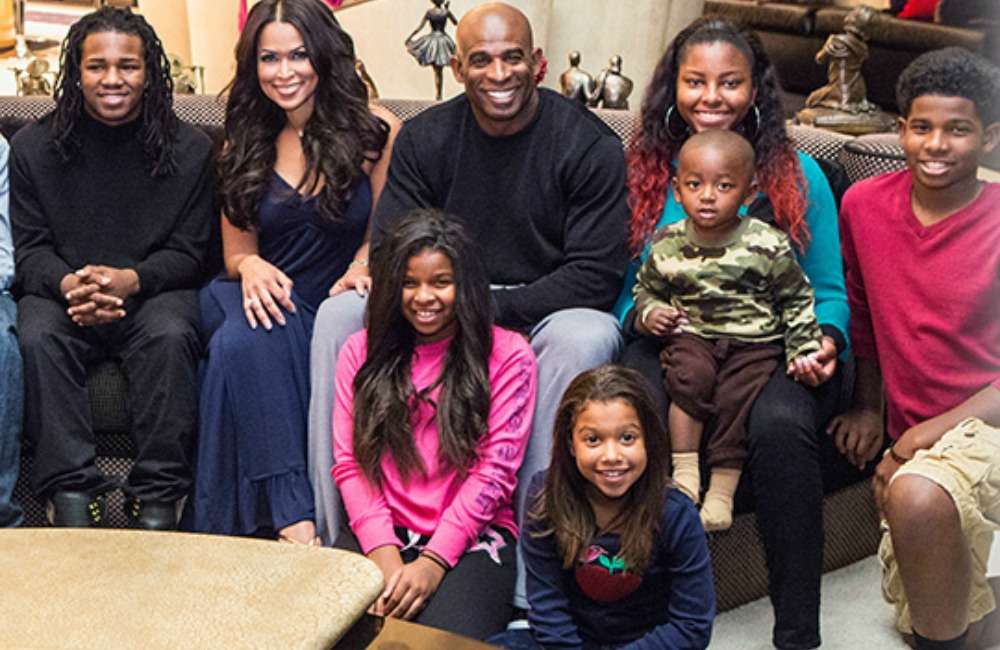Deion Sanders with his family 