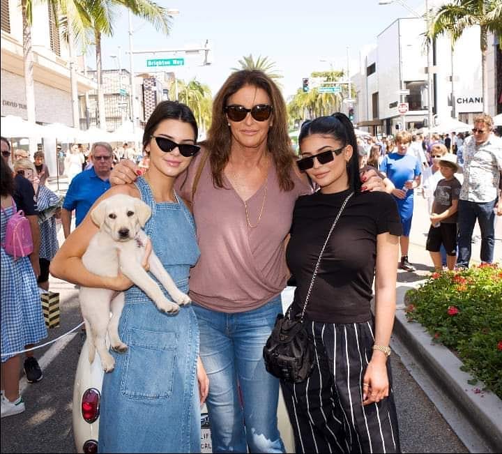 Caitlyn Jenner with Daughters, Kylie and Kendall