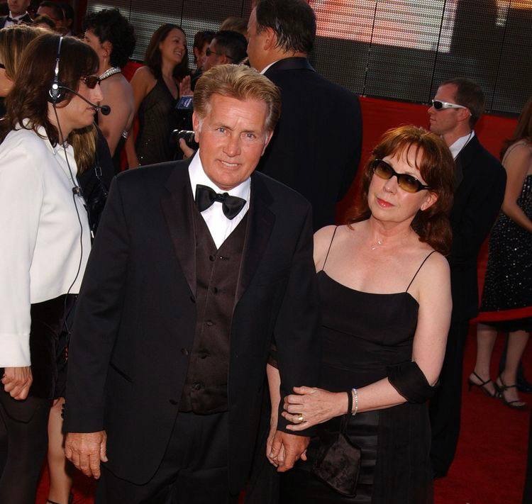 A picture of Janet Sheen and her husband, Martin Sheen. 