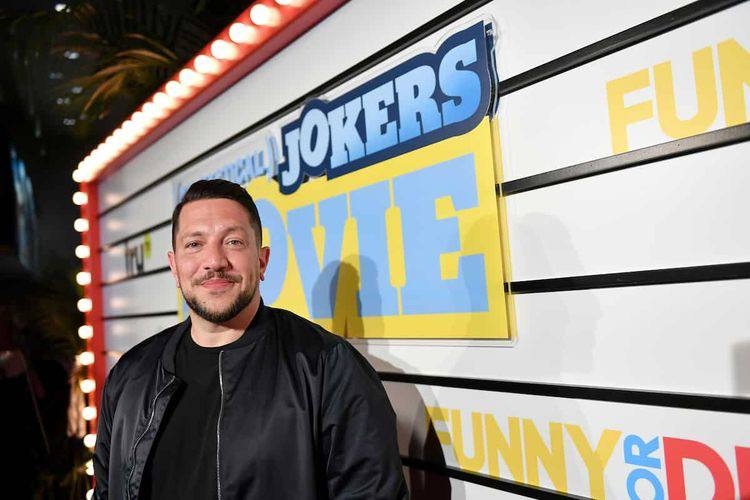 A picture of the famous stand-up comedian Sal Vulcano.
