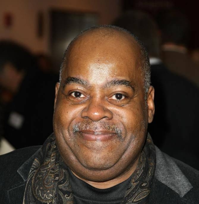 A picture of Reginald VelJohnson, one of the Family Matters cast.