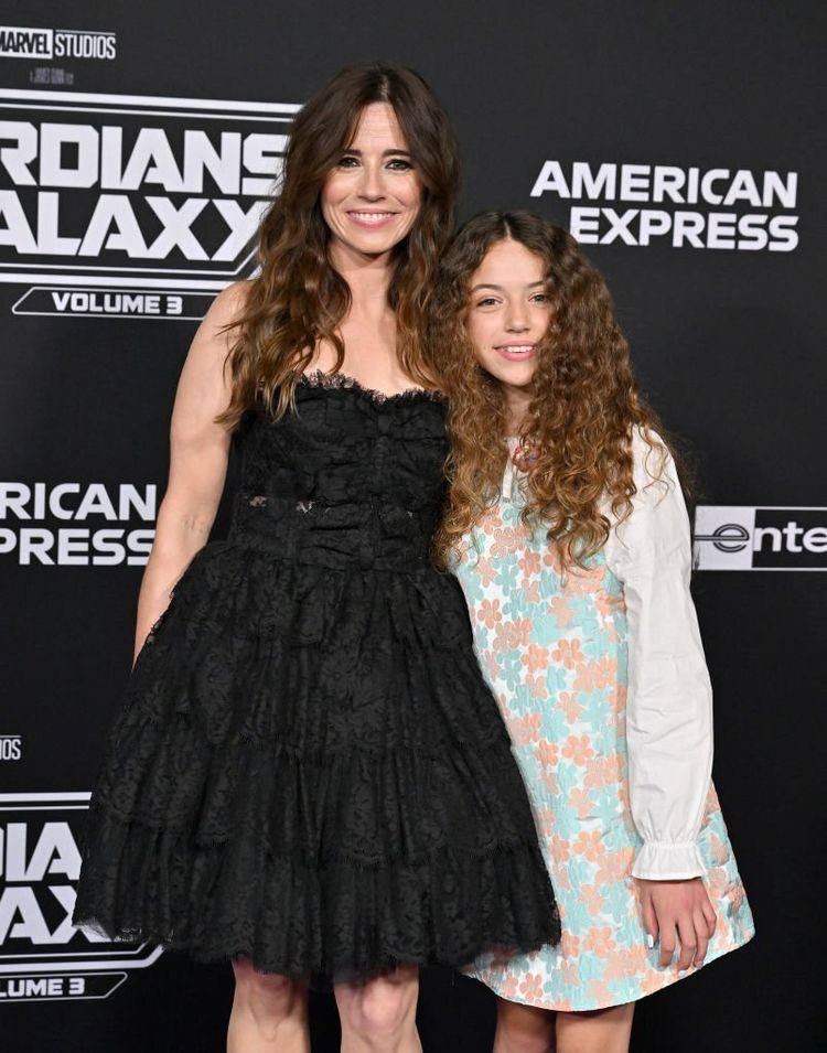 A picture of Lilah-Rose Rodriguez and her famous mom.