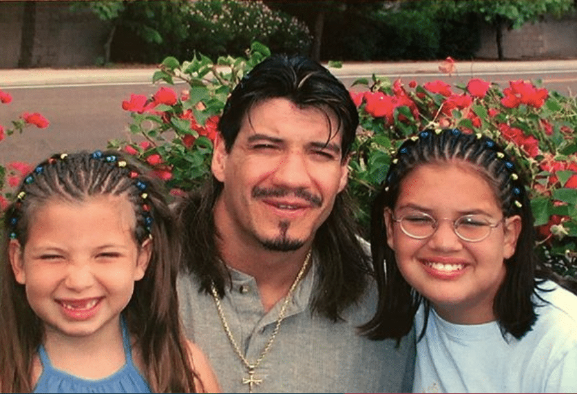 Eddie Guerrero and his daughters