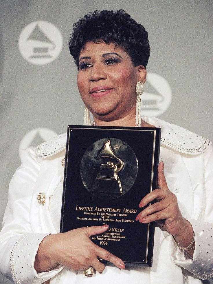 A picture of Kecalf Cunningham's mom, Aretha Franklin.