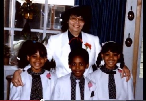 Lisa Lopes with her siblings and grandma