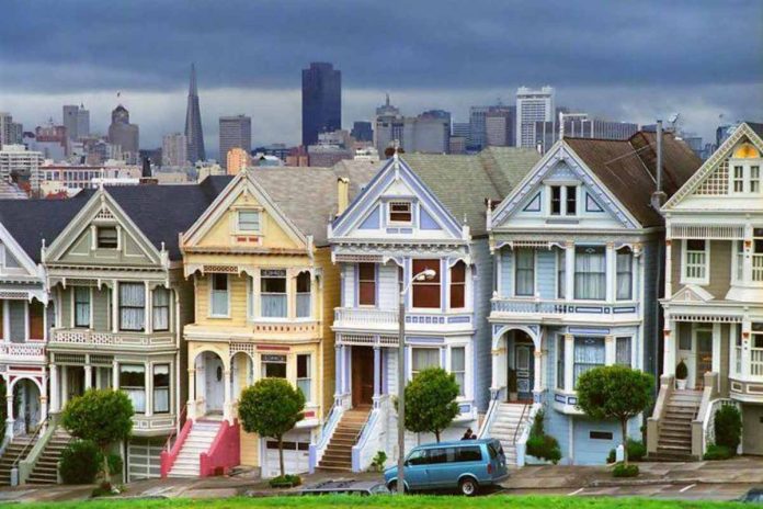 A picture of the 'Painted Ladies' of San Francisco