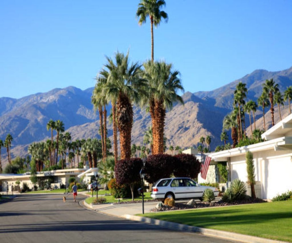 Beautiful Mid Century Avenue Palm Springs California