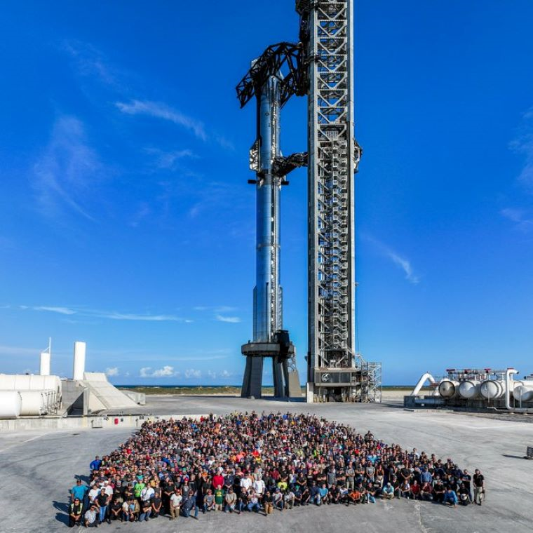 Group photo of SpaceX Boca Chica team