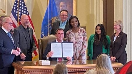 Gov. Stitt signing Executive Order 2023-31