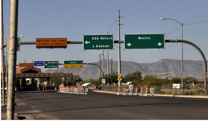 Arizona border crossing