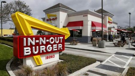 “It’s Heartbreaking!” Observers Decry In-N-Out’s Burger Closure in Oakland