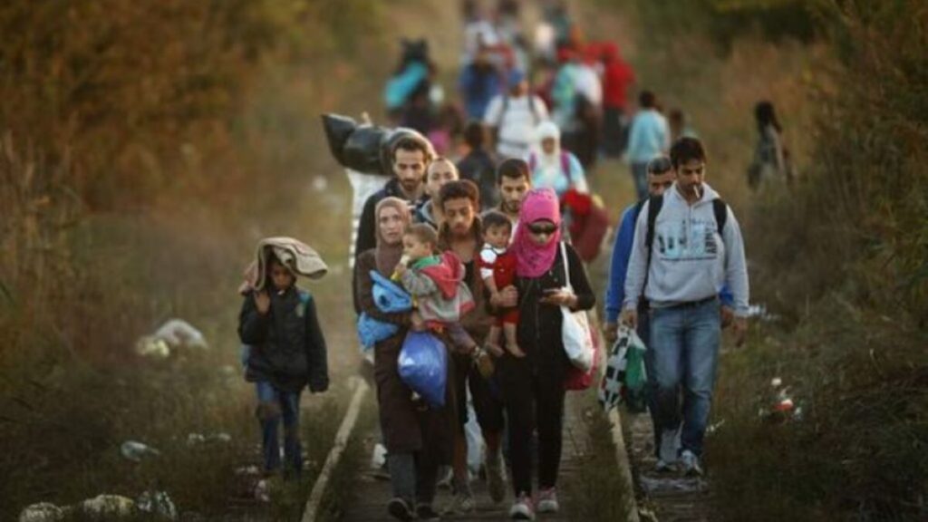 Image Depicting Migrants