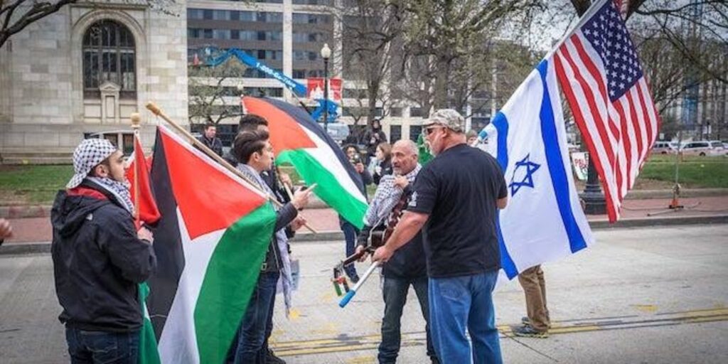 Peaceful joint protest by Israelis and Palestinians in the US