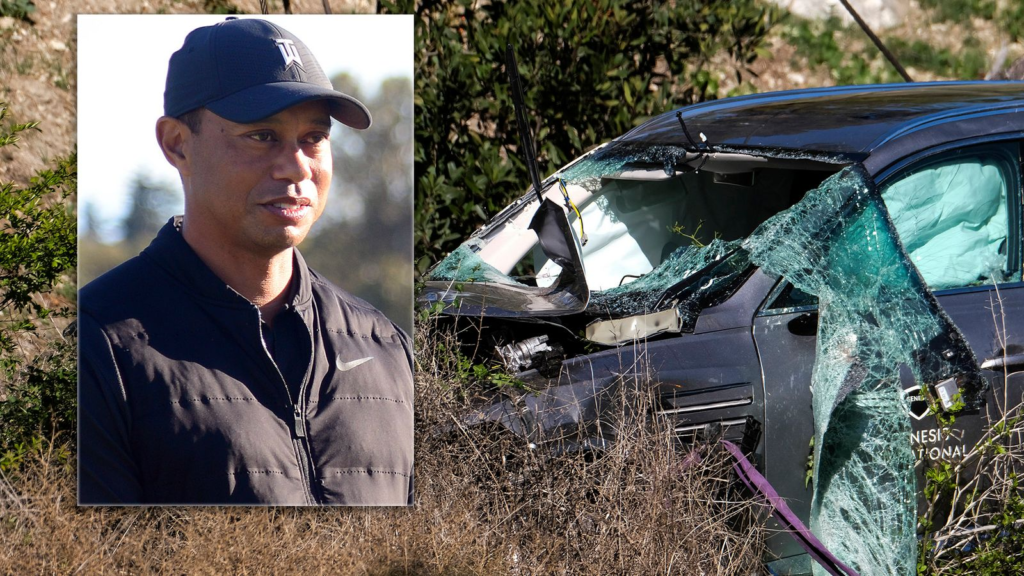 Woods’ totaled car with the golf star inset
