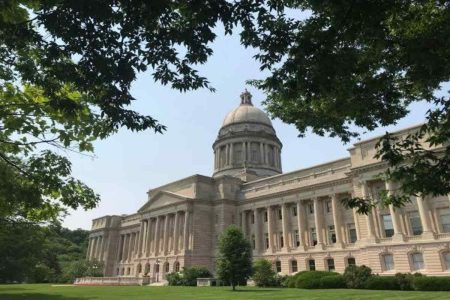 A picture of Kentucku Senate which granted new child support bill