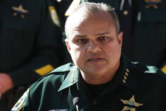 A picture of the Florida County Sheriff