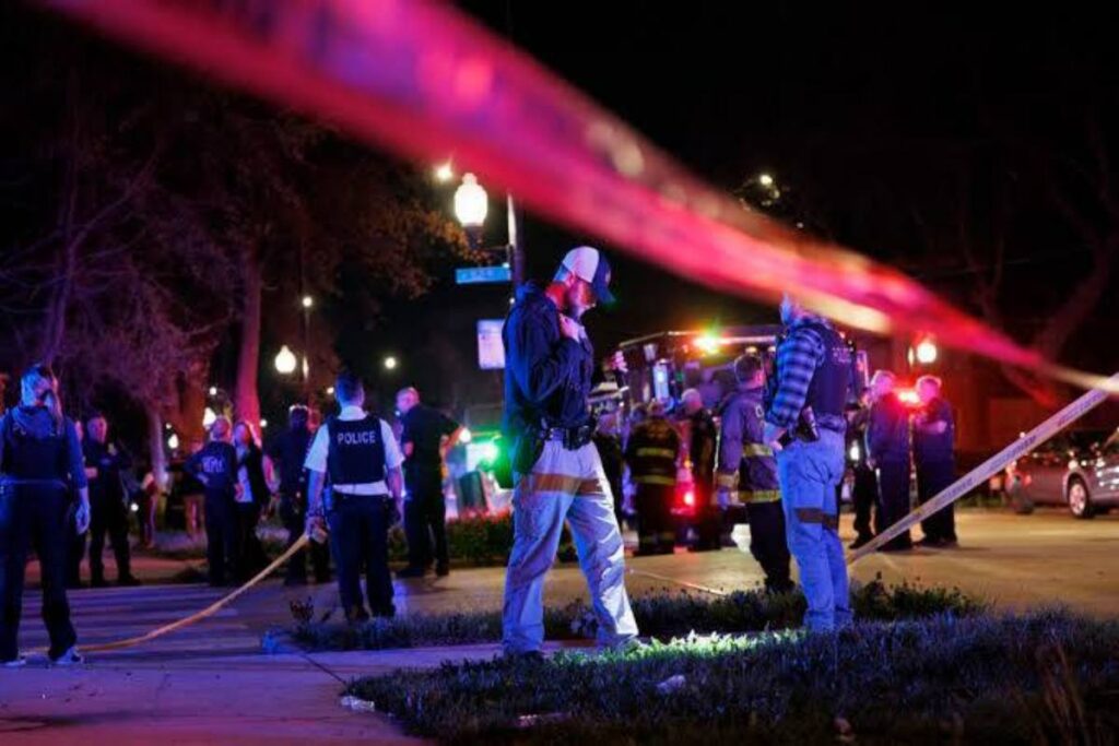 A picture of the Chicago shooting scene