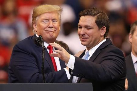 A picture of Donald Trump and Ron Desantis