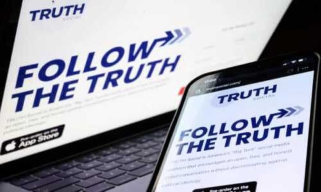 Truth Social Mobile and Web Page