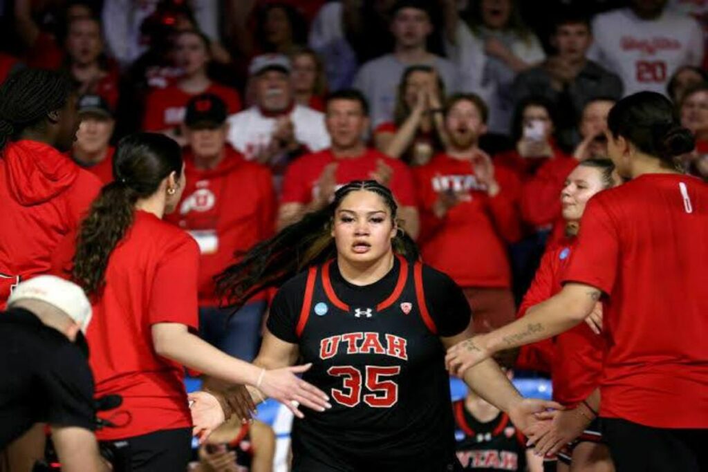 A picture of the Utah women's team who faced the racial harassment