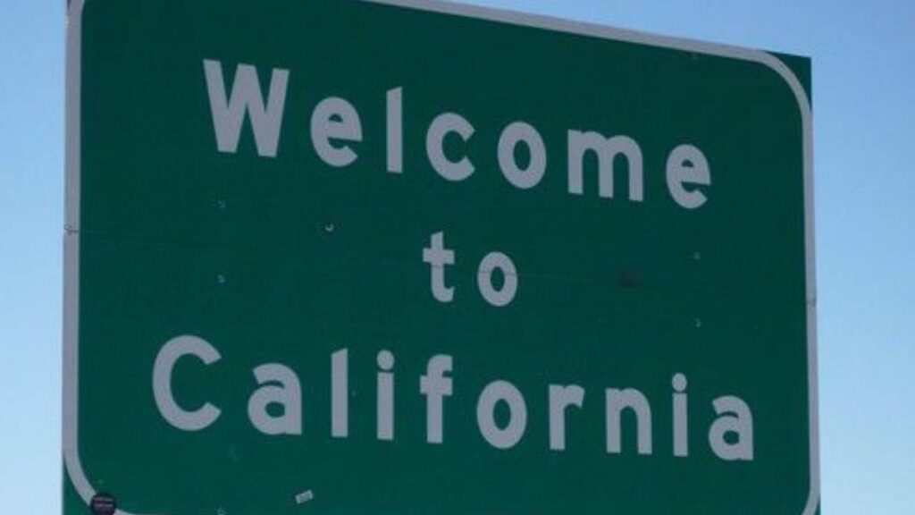 Welcome to California signpost