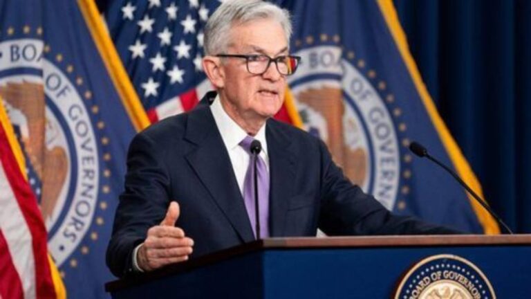 Powell Warns US Is on an “Unsustainable Fiscal Path”
