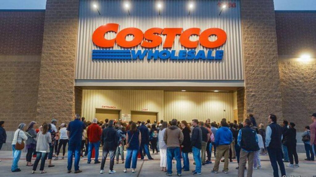 Everyone Loves Costco