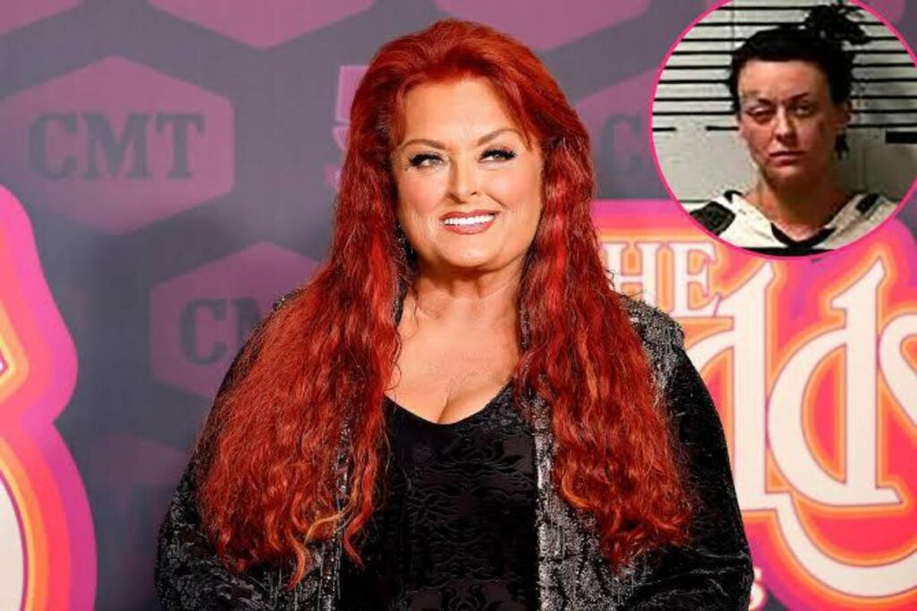 A picture of Wynonna Judd's daghter, Grace Kelley, and her mother