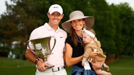 A picture of Rory Mcllroy Wife and child