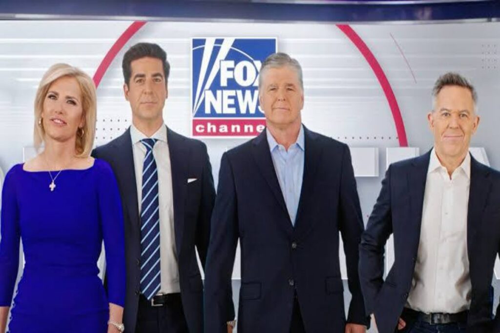 A picture of Fox News reporters