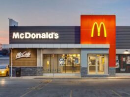 A picture of a McDonald restaurant