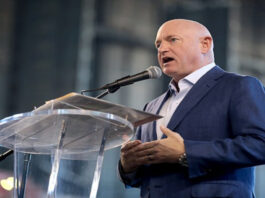 A picture of Senator Mark Kelly