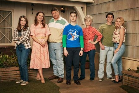 A picture of Young Sheldon cast.