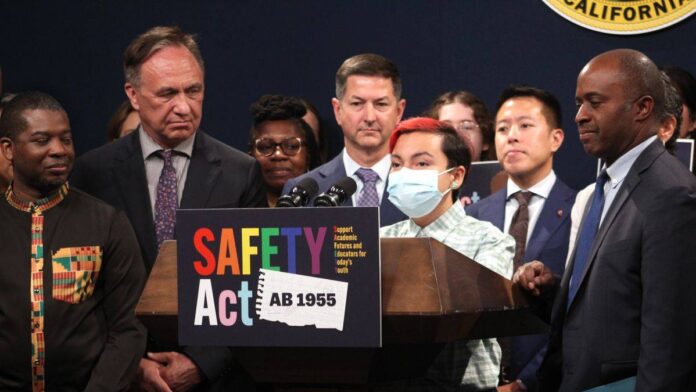 A picture of the introduction of the SAFETY Act